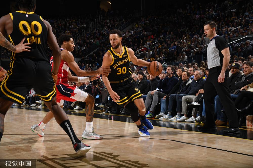 的进攻型足 的进攻型足