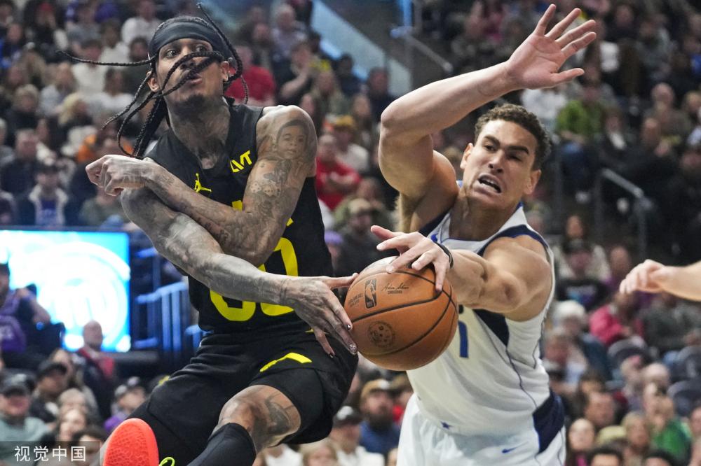 在当今足球 在当今足球