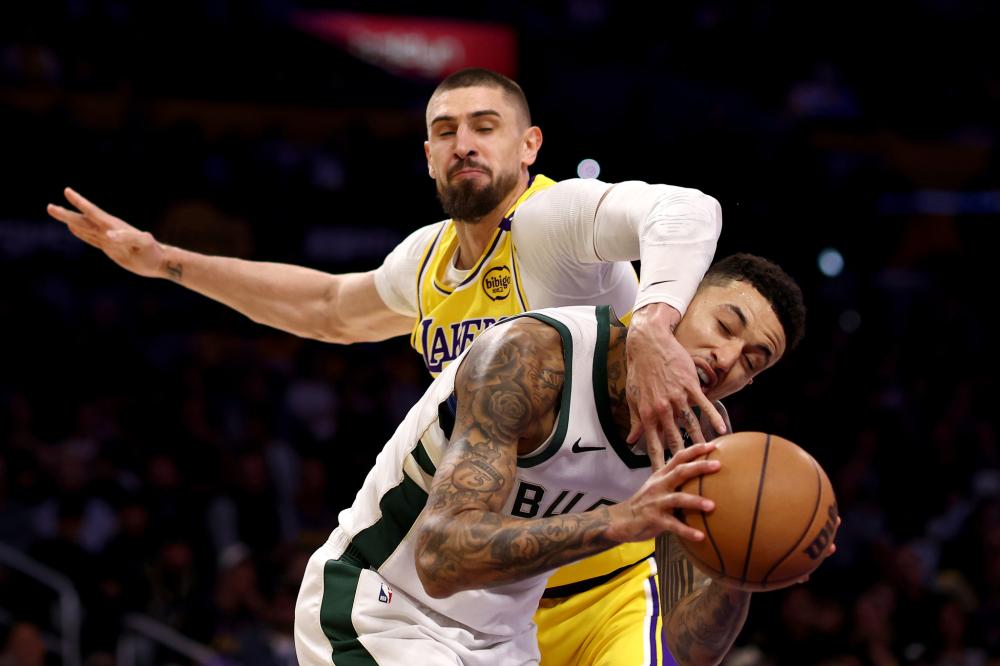 其未来抱以 其未来抱以